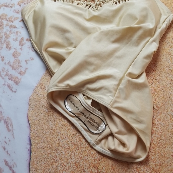 Marilyn Monroe Gold Womens One-Piece - Picture 3 of 6